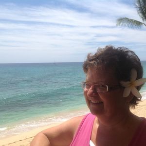 Meet your Posher, Sherry